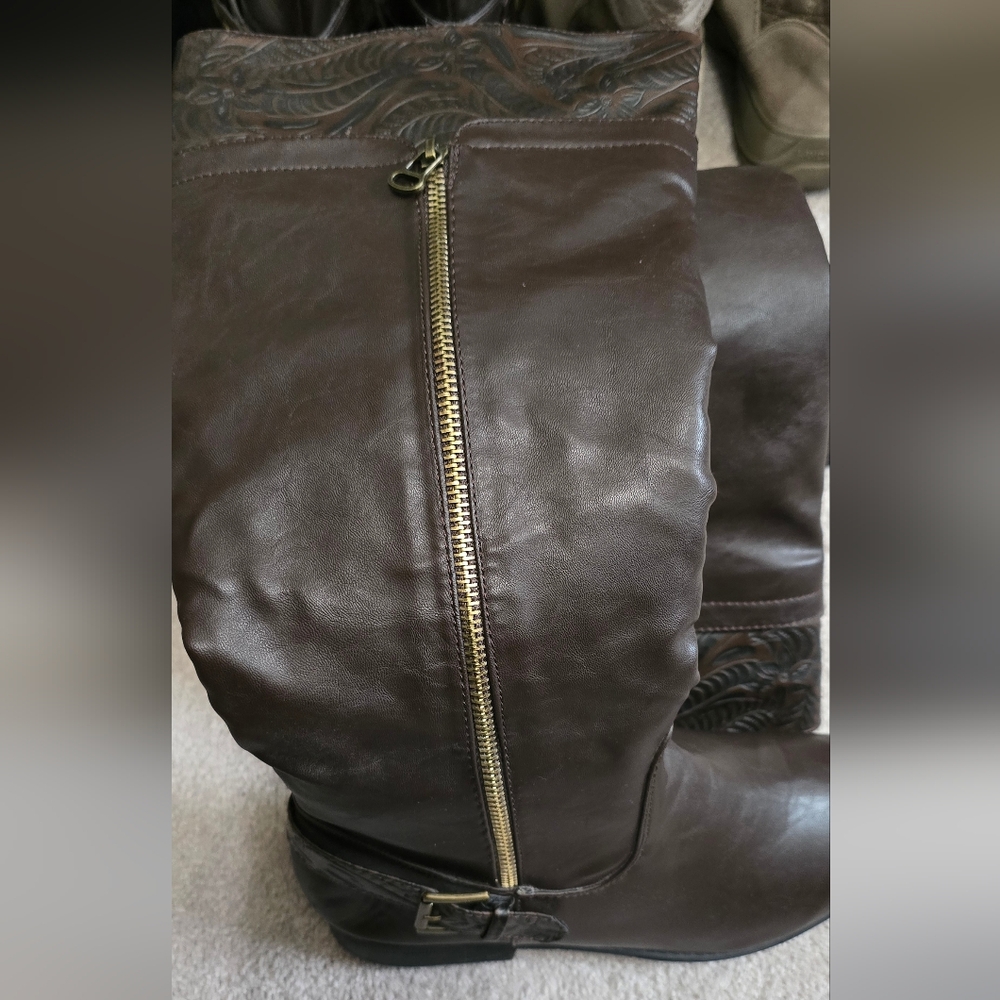 Brown Leather Knee-High Boots with Zipper